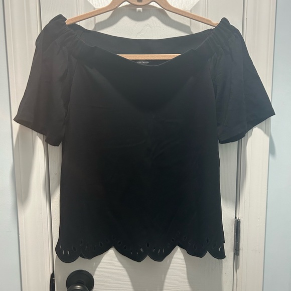 NWOT Black Ann Taylor Top Small - Picture 1 of 5